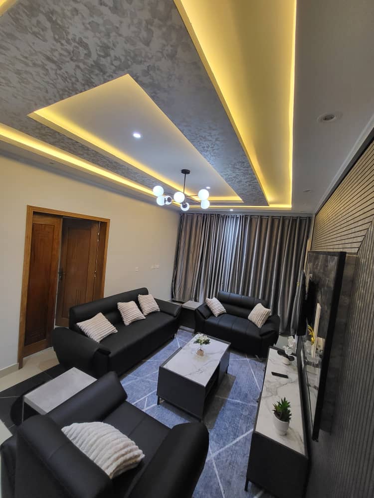 R2 — Appartement 5